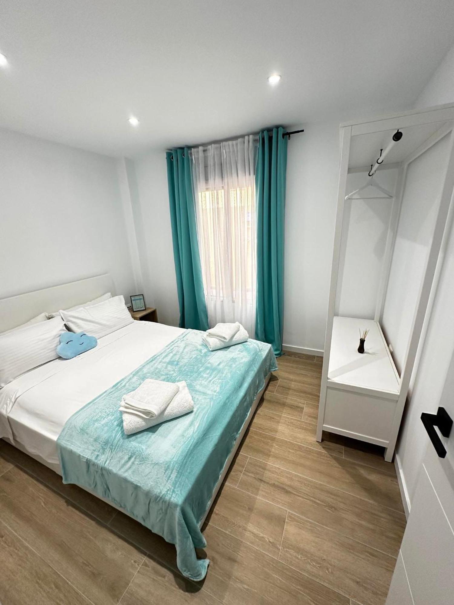 Sea Breeze Apartment Кульера Экстерьер фото
